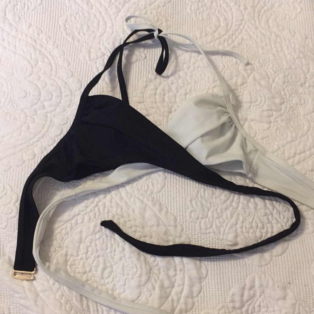 Black and white wrap bikini